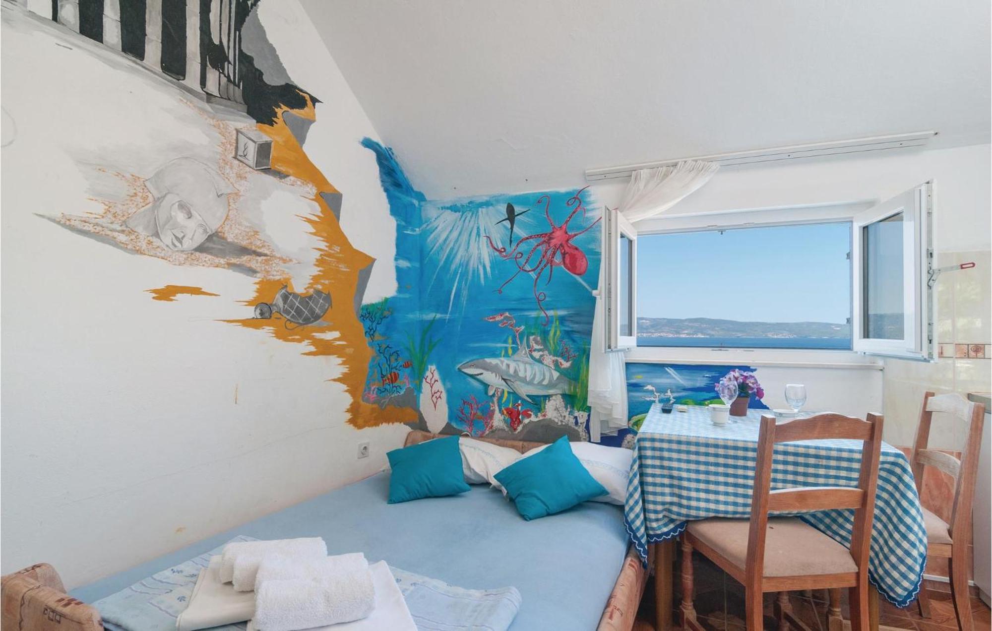 Gorgeous Apartment In Omis With House Sea View Extérieur photo