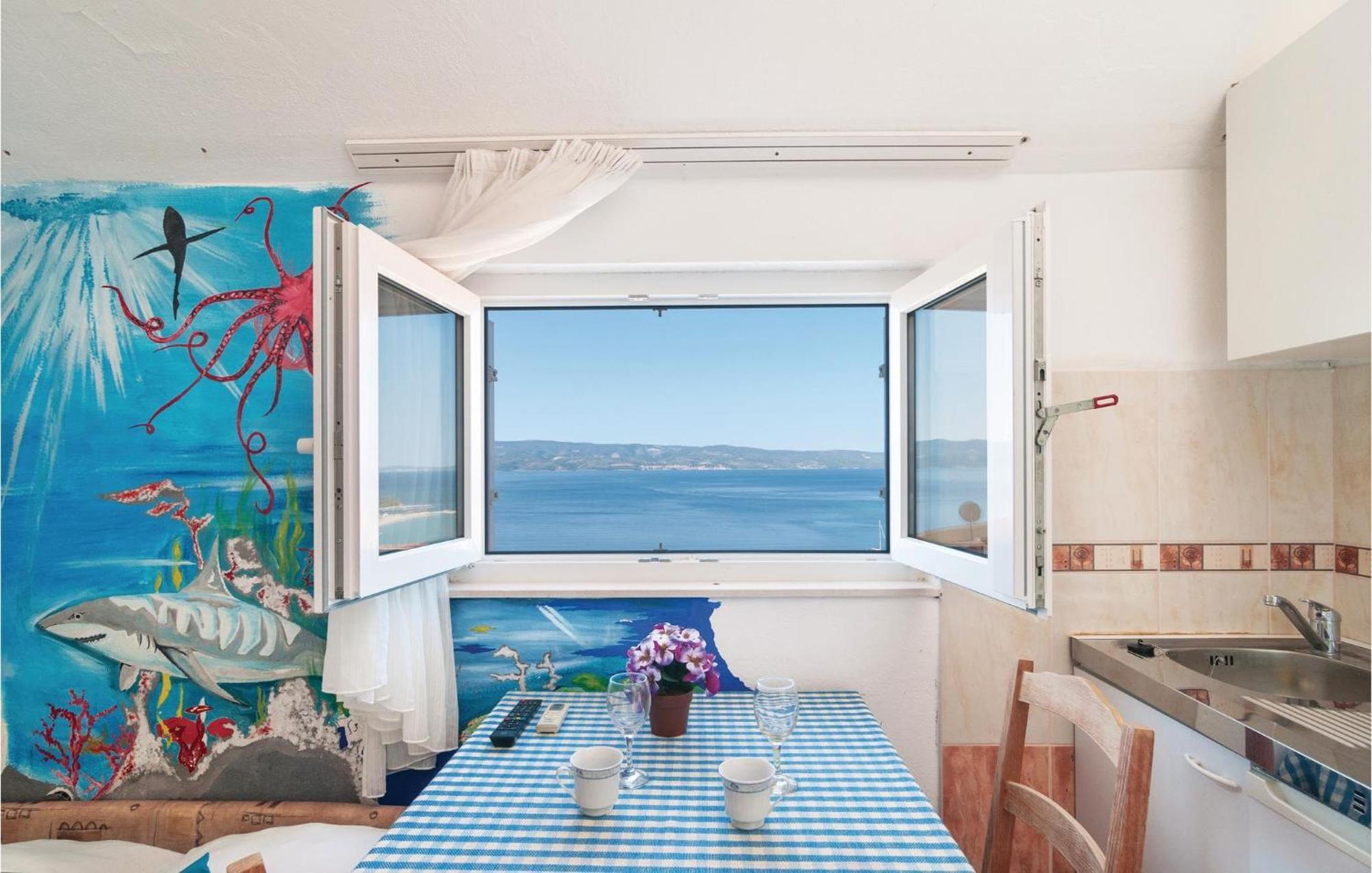 Gorgeous Apartment In Omis With House Sea View Extérieur photo